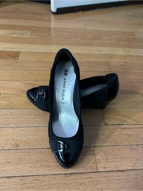 Anne Klein Black Patent Cap-Toe Flats with Decorative Buckle